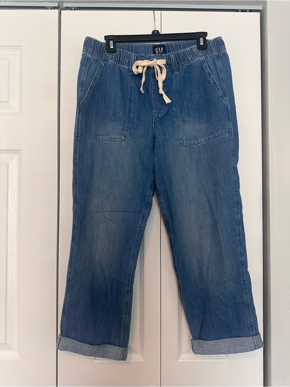 GAP Women's Blue Drawstring Cropped Jeans